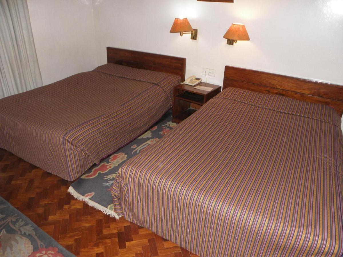 Vajra Hotel カトマンズ エクステリア 写真